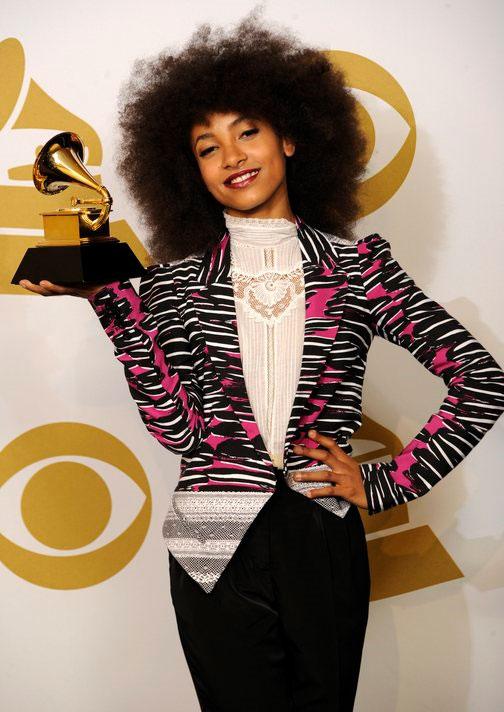 Yılın En İyi Çıkış Yapan Sanatçısı: Esperanza Spalding.