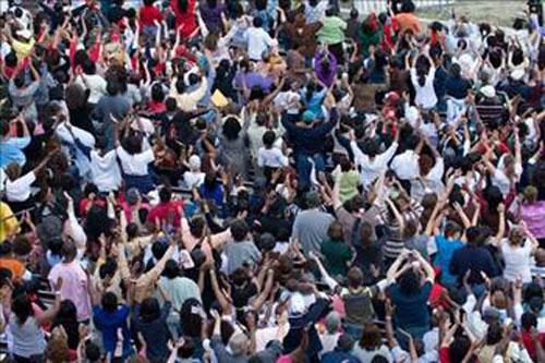 <p>Türkiye'de Mehmet adında 1 milyon 229 kişi var.