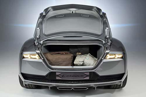 Lamborghini Estoque 4 kapılı bir Süpersporcu