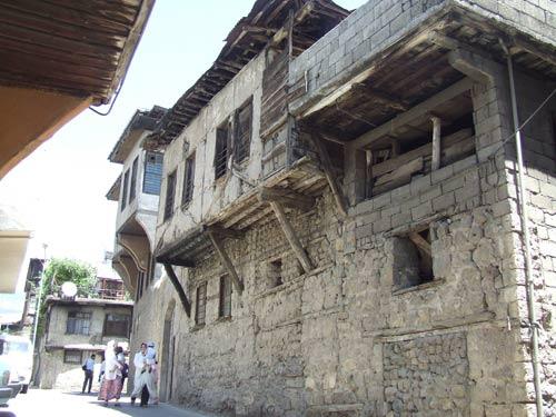 Kahramanmaraş'ın tarihi dokusunu halen koruyan otantik evlerinden biri