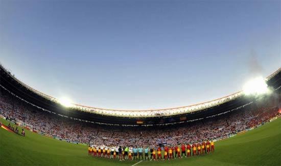 13. Avrupa Futbol Şampiyonası'nda şampiyonluğu, Avusturya'nın başkenti Viyana'daki final maçında Almanya'yı 1-0 yenen İspanya, 2. kez kazandı.