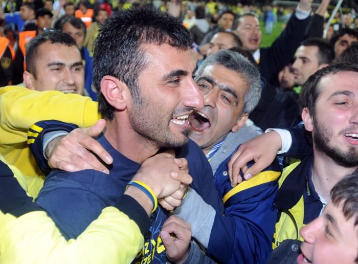 Fenerbahçe Kulübü Asbaşkanı Abdullah Kiğılı, şampiyonluk nedeniyle çok mutlu olduğunu ifade ederek, ligin ikinci yarısında 17 maçta 16 galibiyet, 1 beraberlik elde ederek, inanılmaz bir rekor kırdıklarını belirtti.