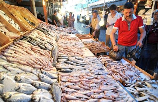 Türkiye'nin üç tarafının denizle çevrili olmasına rağmen balık tüketimi Avrupa ülkelerine oranla hayli düşük.