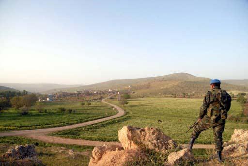 Mardin'in Mazıdağı ilçesine bağlı Bilge Köyündeki silahlı saldırıda yaşamını yitirenler için köyde mezar kazılıyor. 44 cesedin otopsilerine başlandı. Köyden ağıtlar yükseliyor.
