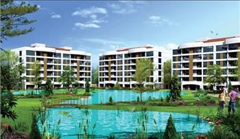 Fİ-YAKA GEBZE
FiYapının İstanbul Gebzede inşa ettiği Fi-Yaka Gebze projesi, 288 konuttan oluşuyor. 135 ile 280 m2 arasında 2+1, 3+1 ve 4+1 daire seçeneği sunulan projede, fiyatlar 149 bin ile 349 bin lira arasında değişiyor. Peşinatı haziran ayında, bakiyeyi de teslimatta ödemeye başlayarak ev sahibi olmak mümkün. Firma, isteyenlere aylık 0.99 faiz oranıyla 60 ay vade yapabiliyor. Çatı ve bahçe dubleksleri de bulunan projede, kapalı yüzme havuzu, Fi-Club spor merkezi, Türk hamamı, sauna, oyun salonu, sinema salonu gibi sosyal olanaklar sunuluyor. 24 saat kameralı güvenlik hizmeti verilecek projede, kapalı otopark bulunuyor.
Web: www.fiyapi.com.tr
Tel: 0262 642 36 36