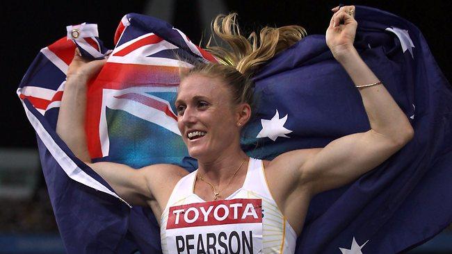 Sally Pearson: Avustralyalı kadın atlet, Güney Kore'deki Dünya Atletizm Şampiyonasında 100 metre engellire 12.38'lik derecesiyle altın madalya kazandı. Pearson'ın derecesi bu dalda elde edilen en iyi 4. derece oldu.
