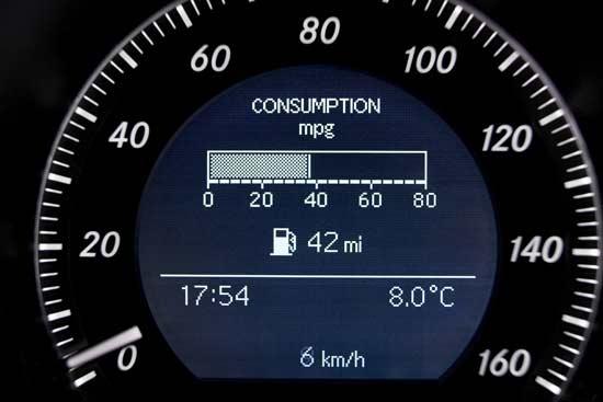 Mercedes-Benz, yeni C 180 K BlueEfficiency