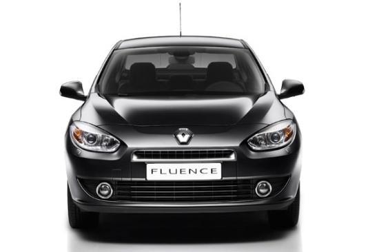 Renault, Türkiye'de üretilip tüm dünyaya satılacak olan Fluence modelini görücüye çıkardı. 110 milyon euro yatırım hedefleyen Renault, Megan'a Fluence'la 'Güle güle' demeye hazırlanıyor.