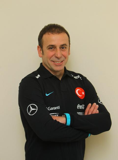 ABDULLAH AVCI (Milli Takımlar Teknik Sorumlusu ve A Milli Takım Teknik Direktörü)