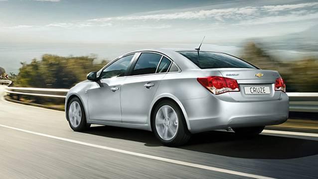 27.Chevrolet Cruze Sedan Mart: 540 Ocak-Mart: 936