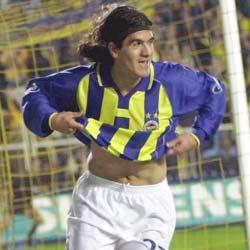 ARIEL ORTEGA: Bir dönem Fenerbahçe'de de forma giyen Arjantinli yıldız, alkol bağımlığı yüzünden yeteneğini heba etti. Ailesiyle de sorunlar yaşadı.