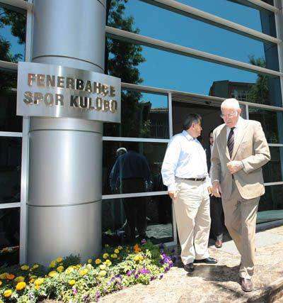 Fenerbahçe'nin yeni teknik direktörü Luis Aragones