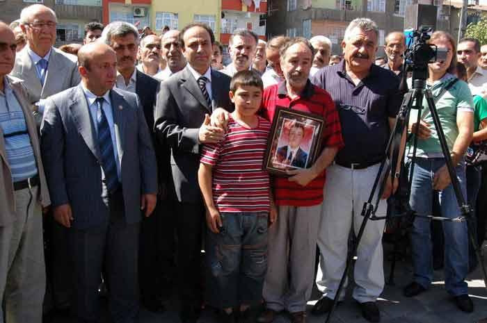 Yaşam Hakkı Anıtı açıldı