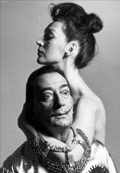 Salvador Dalí 

 

"Saatim nerede?"