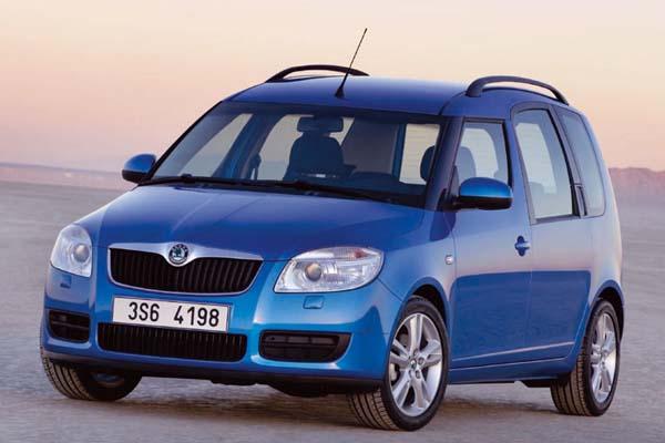<strong>SKODA</strong><br><br>
SKODA, Roomster ve Yeti için 12 ay süreyle 15 bin TLye kadar kredi kullananlara faiz ödetmiyor. Roomster sahibi olmak isteyenler 14 bin 300 TL peşin ve 15 bin TL kredi kullandıkları taktirde yüzde 0 faiz oranından yararlanacak.