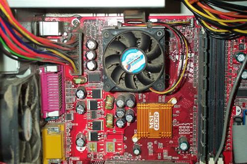 9- Kasayı temizleyin: Pek çok bileşen tozsuz ortamda daha hızlı ve daha sessiz çalışıyor