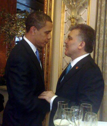 Yarın Türkiye'ye gelecek olan ABD Başkanı Obama, ziyaretten önce Başbakan Erdoğan'dan sonra Cumhurbaşkanı Gül'le de görüştü.