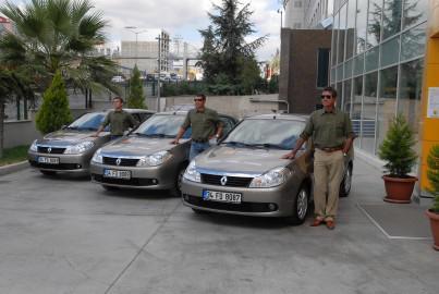 Renault, piyasaya çıkarmaya hazırlandığı yeni Symbol'ün yakıt testini Türkiye'de gerçekleştirdi.