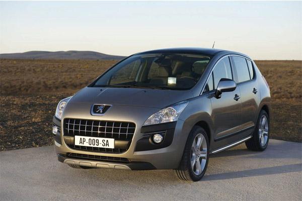 <strong>PEUGEOT</strong><br><br>

Peugeot Finans işbirliği ile balon ve 50/50 kredi seçenekleri de devam ediyor. Ayrıca 3008 modelinde 7 bin 120 TL., 5008 modelinde 6 bin 370 TL, Yeni 308 modelinde 3 bin 490 TL ve 207 modelinde 4 bin 400 TLye varan indirimler sunuluyor.