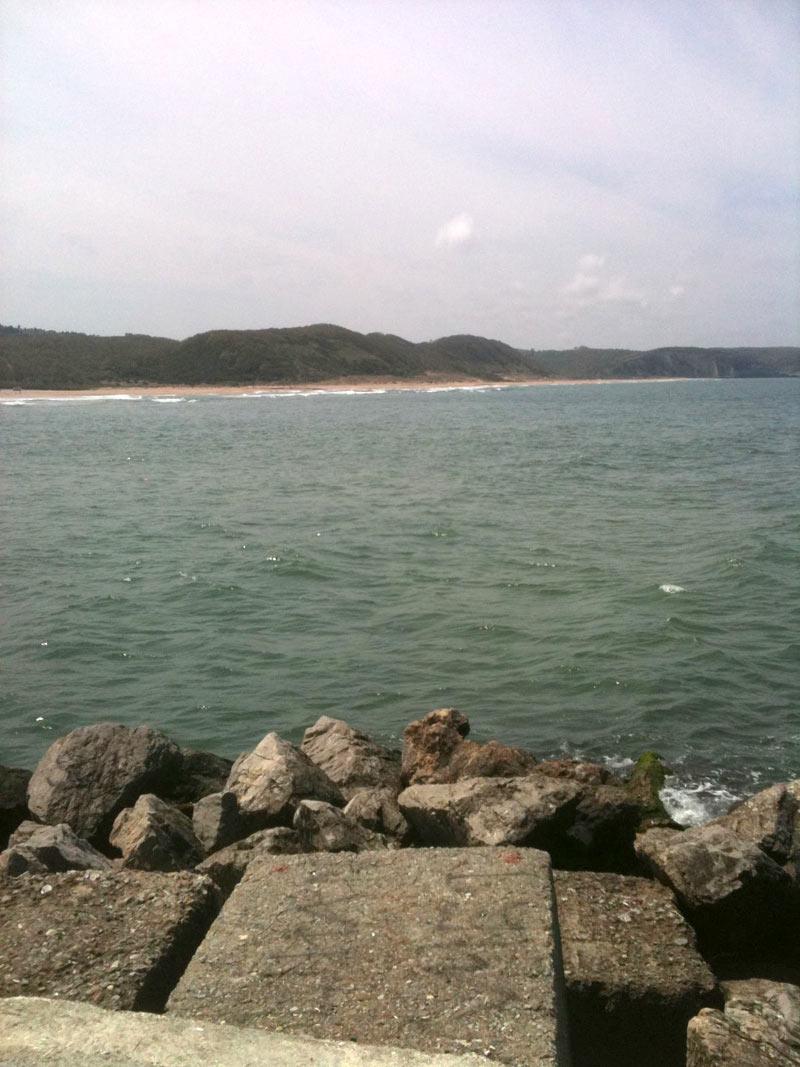 Karadeniz olmasına rağmen deniz oldukça dingin.