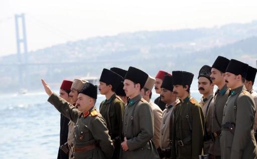 ustafa Kemal Atatürk'ün 90 yıl önce 16 Mayıs 1919'da Şişli'deki Atatürk Müzesi olan evinden yola çıkışı canlandırıldı.