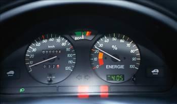Aracınızda mutlaka öneriler tipte motor yağı kullanın.