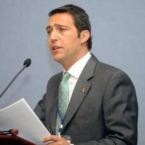 <div class="GalleryMainDescription">Ali Koç: 2 Nisan 1967 İstanbul</div>
<div> </div>
<div class="NoPrint"> </div>