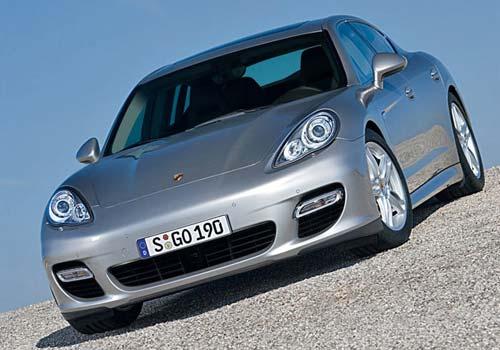 Yeni Porsche Panamera