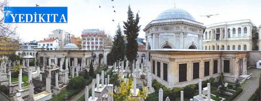 Sultan Abdülaziz Hanın medfun bulunduğu sultan İkinci Mahmut türbesi. Çemberlitaş- İstanbul