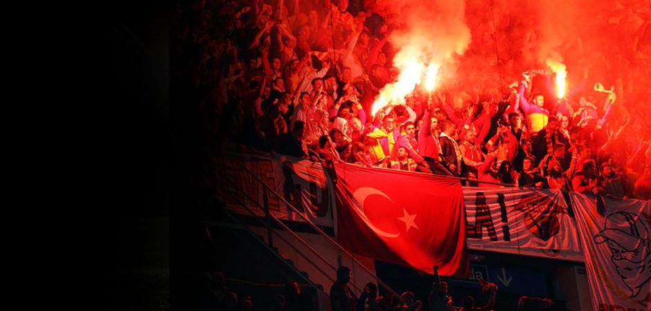 D&uuml;nyada en &ccedil;ok taraftarı olan 20 kul&uuml;p: Listede T&uuml;rkiye'den tek takım var