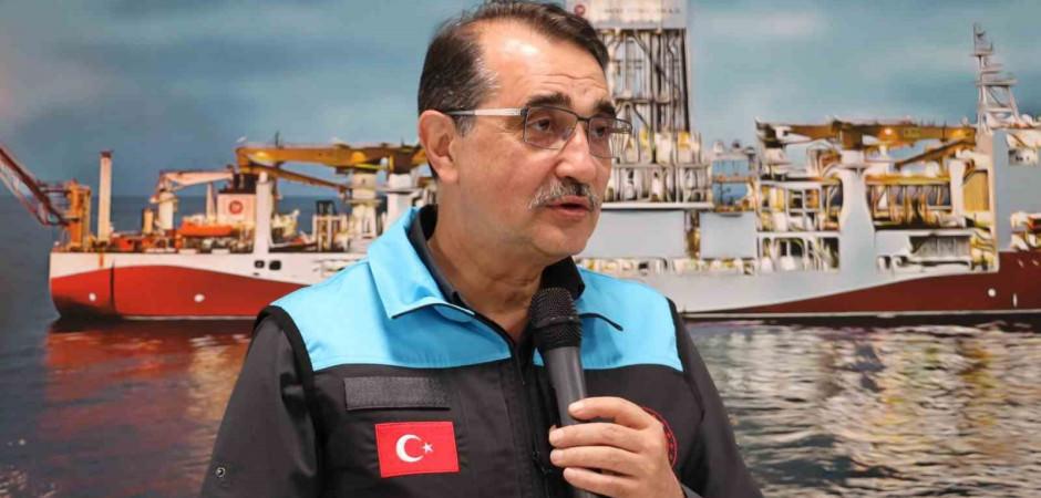 Bakan Dönmez: Doğal gaz vanası açıldı, gaz basımına başladık