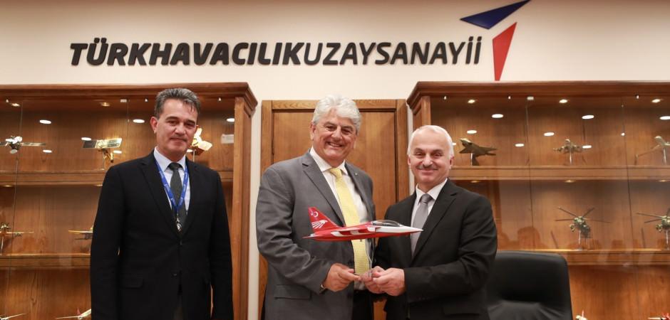 TUSAŞ'tan önemli imza! 'Uçuş test okulu' kuruluyor