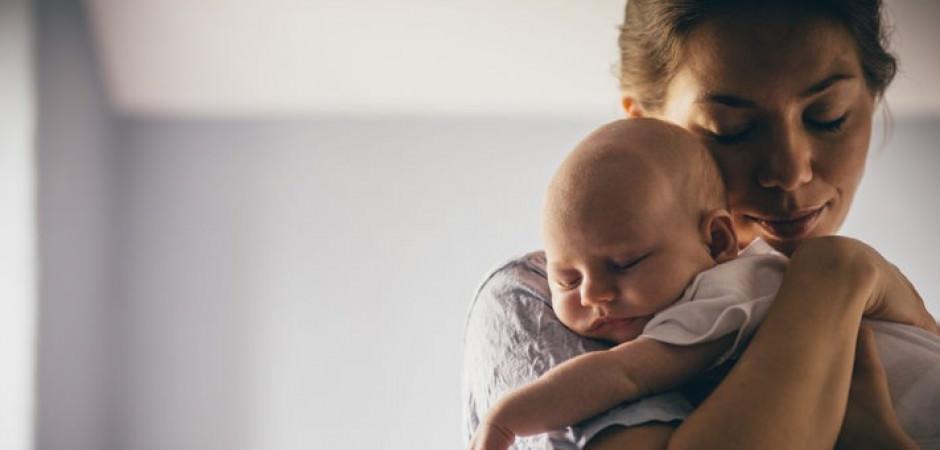 Doğum izni ve sosyal medya d&uuml;zenlemesi Komisyon'a geliyor