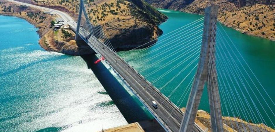 Doğunun boğaz köprüsü 10 yaşında! Bakan Uraloğlu: 3,3 milyar lira tasarruf sağladık