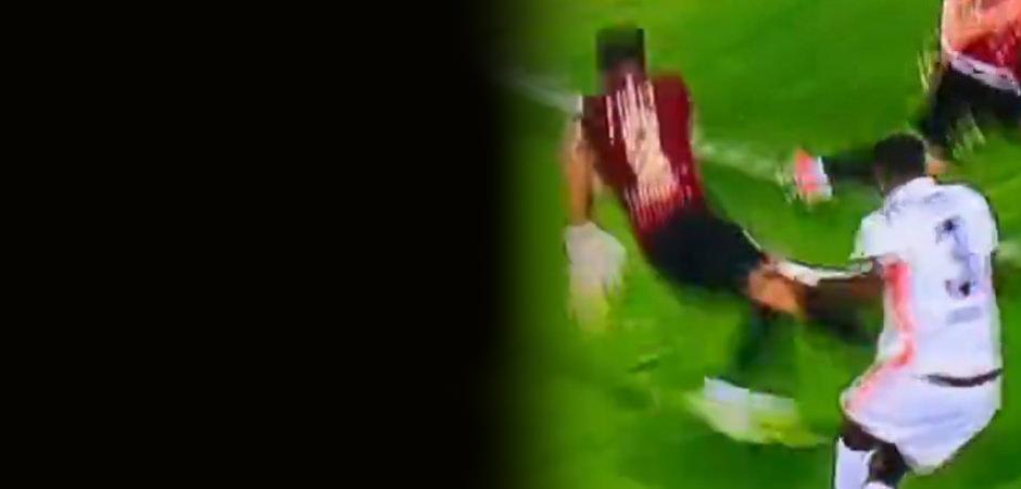 Son dakikada penaltı krizi! Hakem VAR'a rağmen karar değiştirmedi