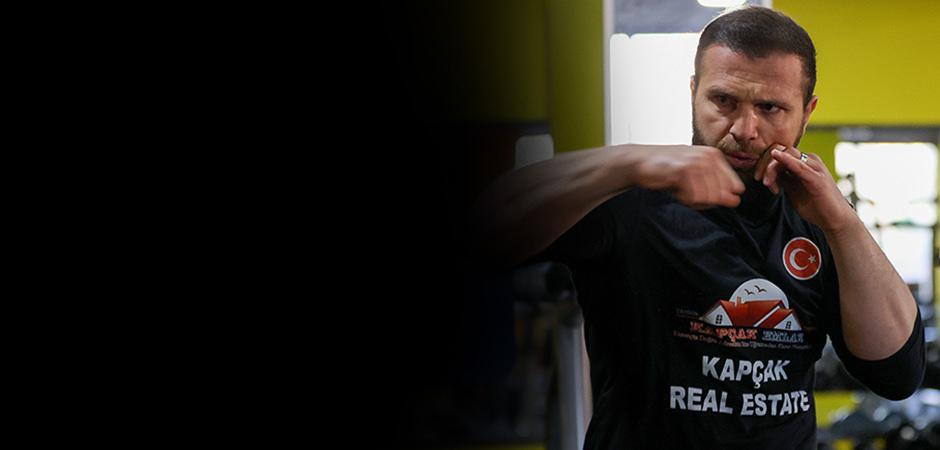 Milli kick boksçu dünya şampiyonu oldu: Finalde Hırvat rakibini devirdi