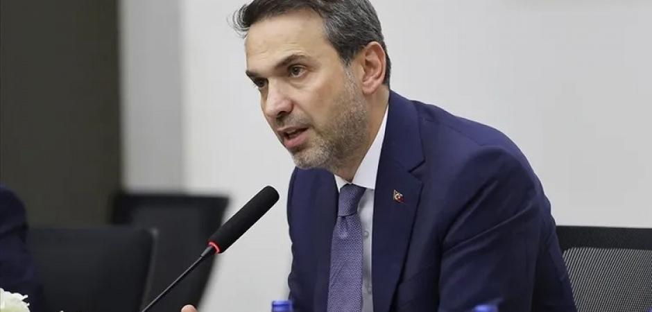 Bakan Bayraktar: Gençlerimizle mümkün olacak!