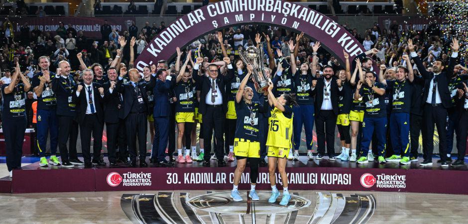 Cumhurbaşkanlığı Kupası'nın sahibi Fenerbahçe