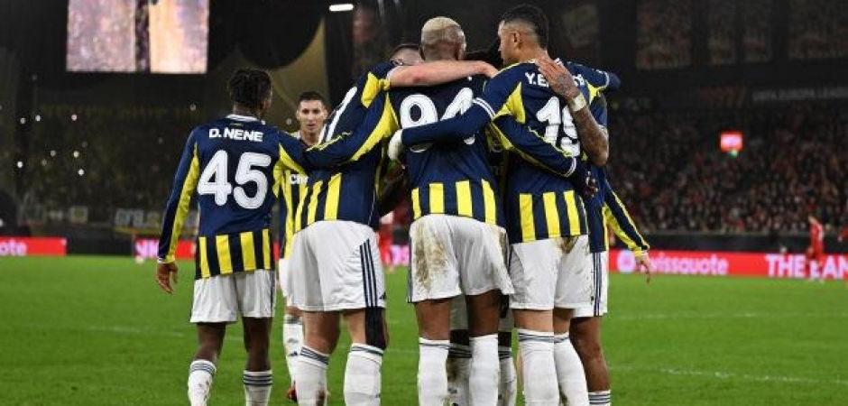 Talisca'dan 'Altın' hat-trick! Fener'in ateşi Norveç'i yaktı