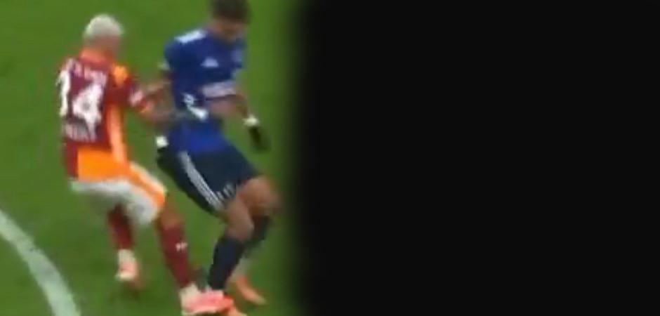 Eski hakemler yorumladı! Kırmızı kart beklemişlerdi, faul verilmedi