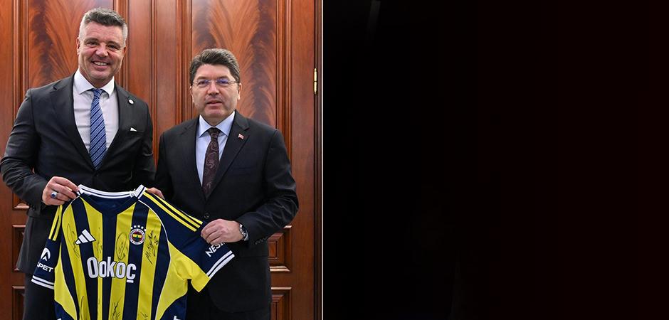 F.Bah&ccedil;e'den Adalet Bakanı Yılmaz Tun&ccedil;'a hediye edilen forma i&ccedil;in 'Mert Hakan' a&ccedil;ıklaması