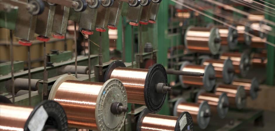 Bakır LME&rsquo;de ton başına 12 bin 31 dolar seviyesine y&uuml;kseldi