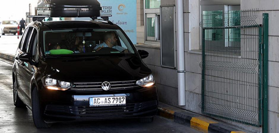 Gurbet&ccedil;iler dikkat: Artık T&uuml;rkiye'de ge&ccedil;tiğiniz yolların &uuml;creti g&uuml;mr&uuml;kte alınacak!