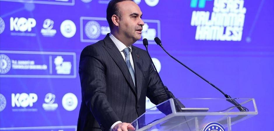 Bakan Kacır, Adana'da Kimya End&uuml;stri B&ouml;lgesi kurulmasını değerlendirdi