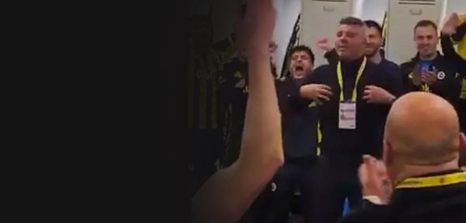 Sadettin Saran galibiyet sonrası soyunma odasına indi: Siz benim ailemsiniz