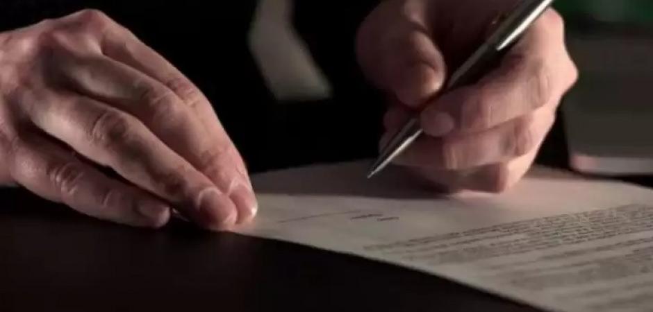 S&uuml;per Lig'de transfer a&ccedil;ıklandı! Yıldız isim imzayı attı