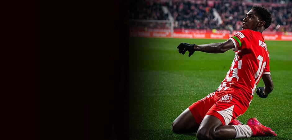 Galatasaray'da u&ccedil;aklar peş peşe iniyor! Yaser Asprilla, imzaya geliyor