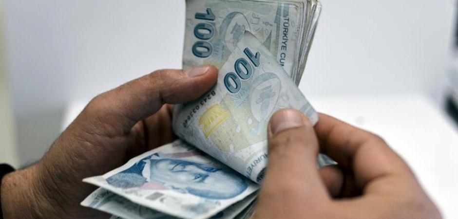 Milyonları ilgilendiren gelişme! TBMM'den ge&ccedil;ti: En d&uuml;ş&uuml;k emekli aylığı 20 bin lira