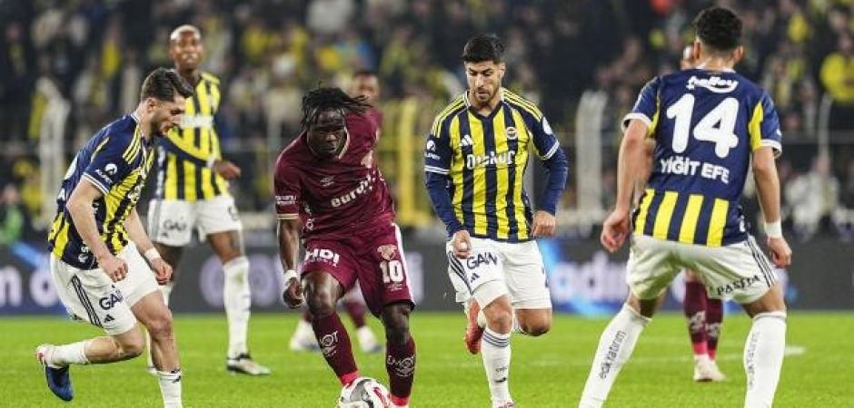 Zirve yarışında ağır darbe! Fenerbah&ccedil;e'ye G&ouml;ztepe &ccedil;elmesi