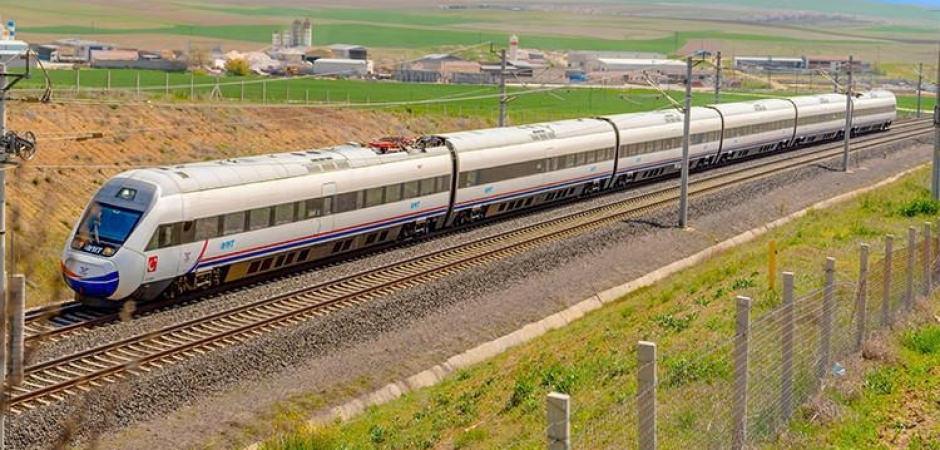 Bir ilimiz daha hızlı trene kavuşuyor!